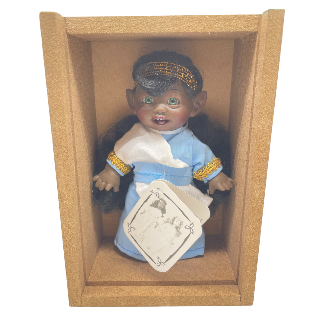 希少　Sherry 樽の中の劇場 Duende en la Bota 初版 Duendes Magicos Limited Edition Collectors Doll (Imported Super Rare)